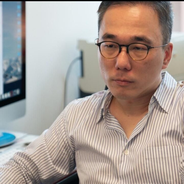 Thomas Cheng (8) (002) Thomas Cheng (8) (002)